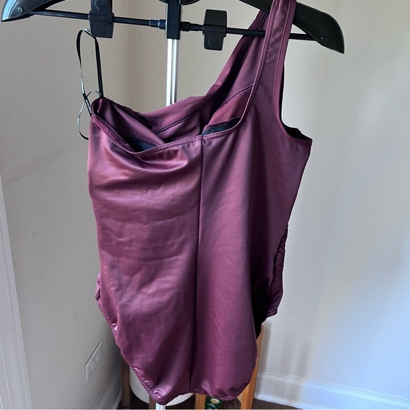 NEW Miraclesuit Jenna One Piece Sz 14 - Picture 3 of 6